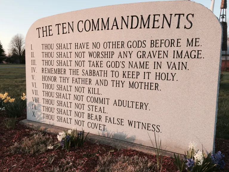 Ten Commandment monuments in Ohio.